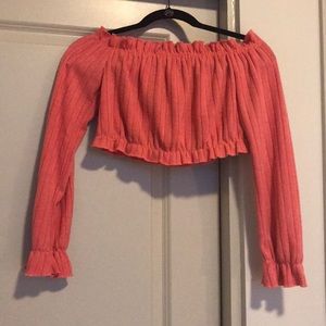 peach long sleeve crop top